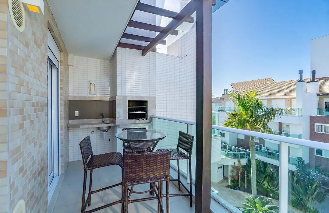 Cobertura Condo com Piscina e Jacuzzi - Boulevard Bombinhas-1