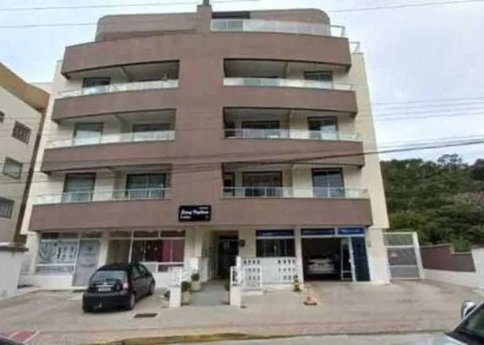 Linda Cobertura Com Spa Sem Aquecimento Bombinhas